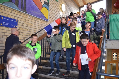 Viertklässler erkunden das FAG