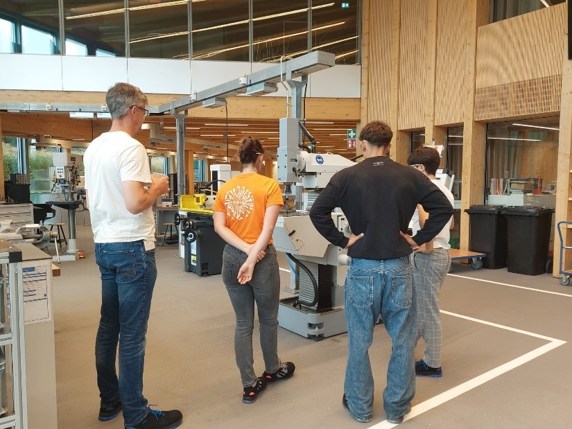 Konventionelle Fräse