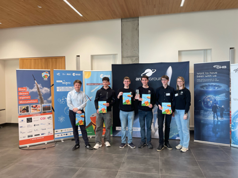 Siegergruppe mit Lehrerin Rattay